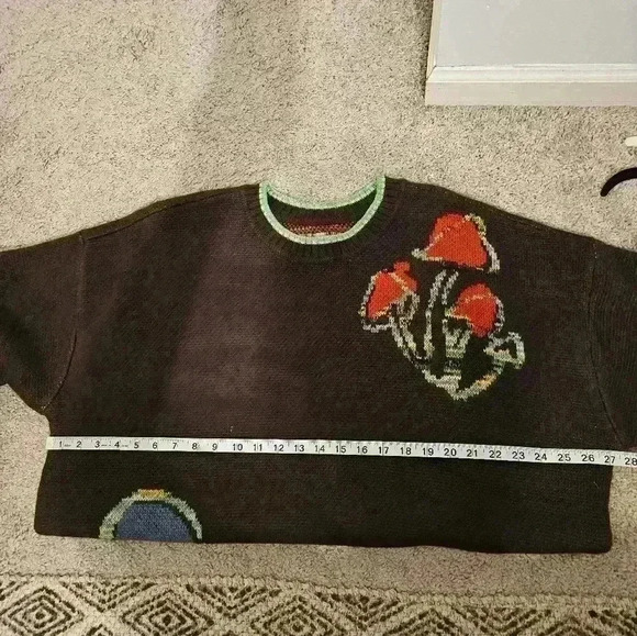 Urban Outfitters UO Graphic Crew Sweater Size XL - Picture 5 of 8